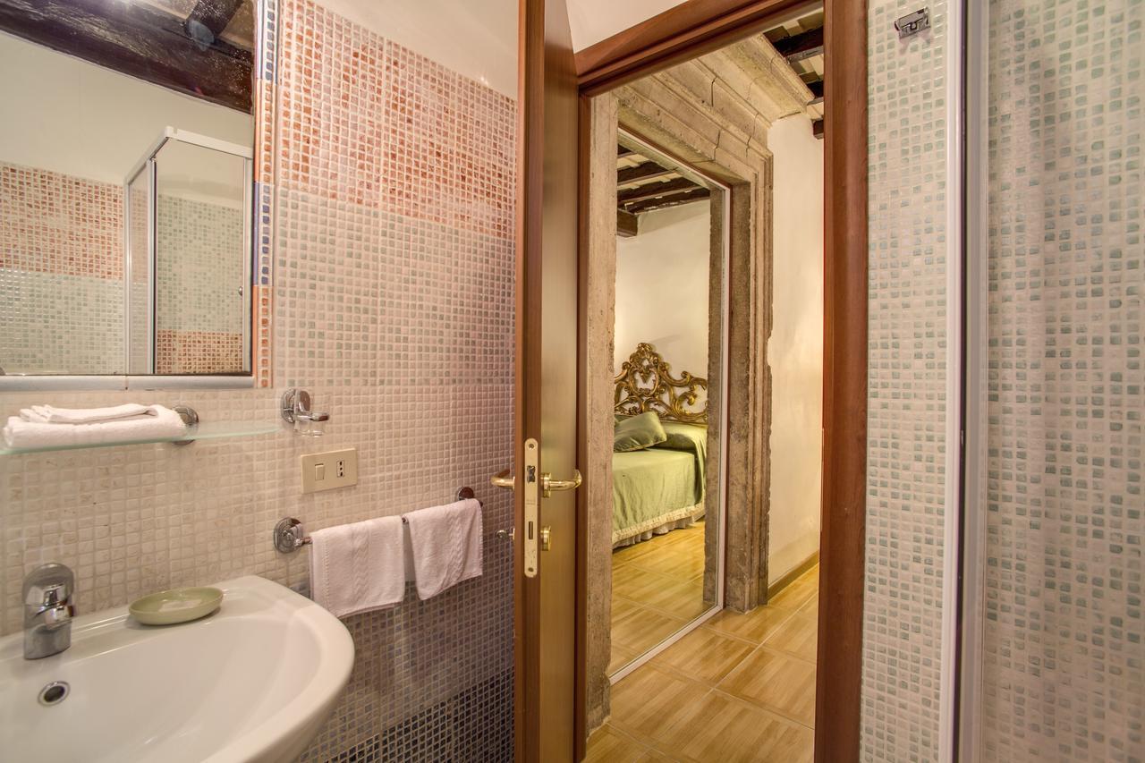 Navona Gallery Bed and breakfast 3*